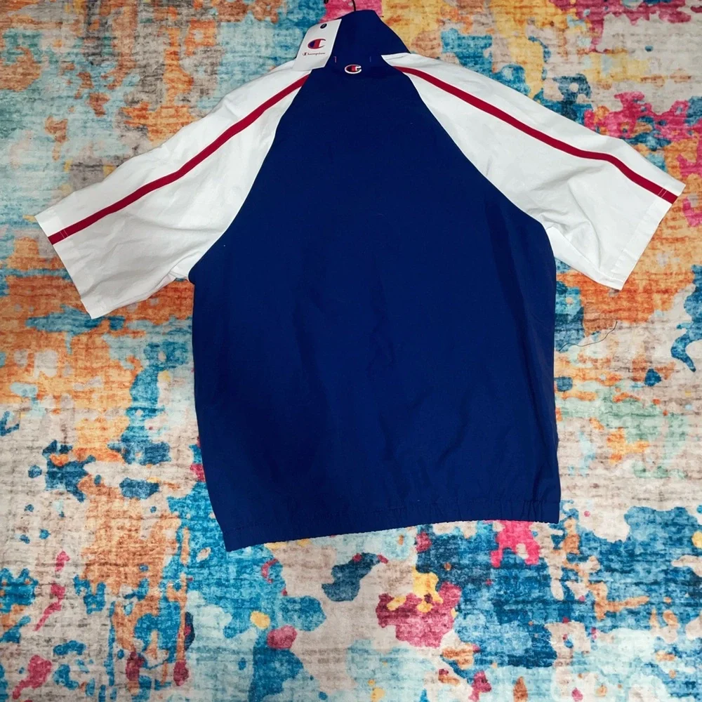 Champion zip front